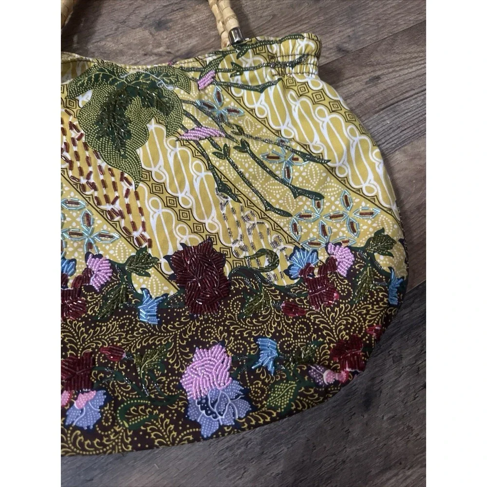 Nine West Medium Yellow Beaded Handbag Hot‎ Pink Lined Black Wood Bead Handle
